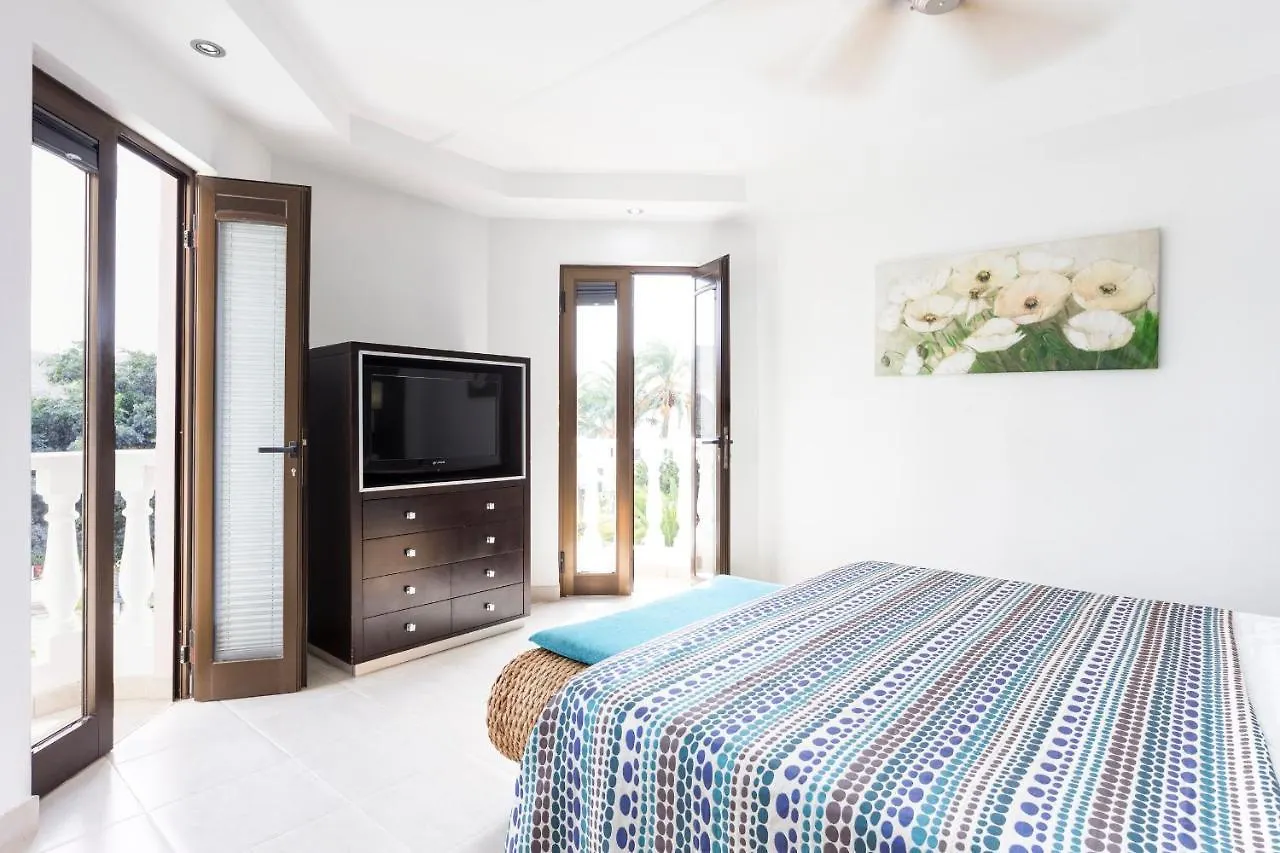 Atlas Suites Tenerife By Enjoyahome Los Cristianos  Los Cristianos (Tenerife)